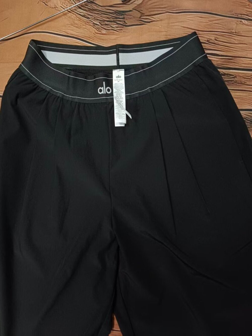 ALO Yoga Suit Up Trouser🖤Black Women’s Wide Leg 30” Inseam😍Versatile Everyday - Picture 4 of 8